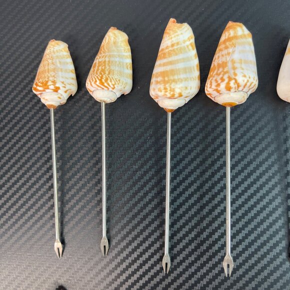 Set Of 12 Natural Seashell Cocktail Skewers MCM Silver Tone Metal Appetizer - Picture 3 of 12